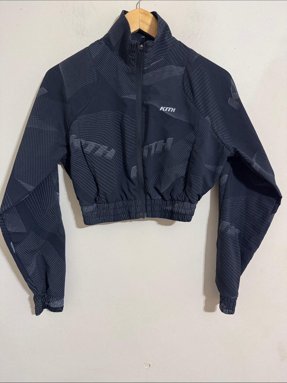 Kith Black Cropped Bomber Jacket Funnel Neck Reflective Stripes size S Sporty